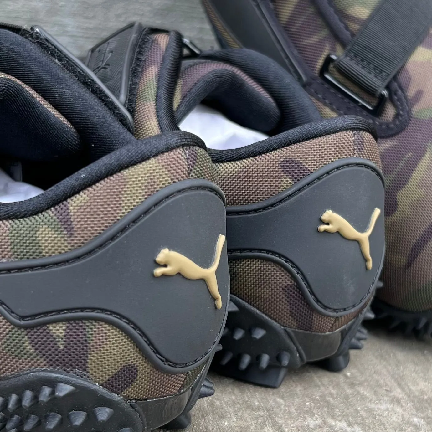 PUMA MOSTRO CAMO WILD WILLOW DARK OLIVE